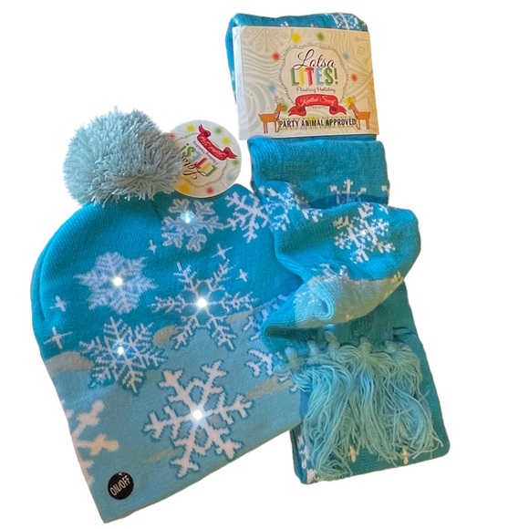 Flashing Holiday Knit Beanie and Scarf Set - Picture 6 of 6